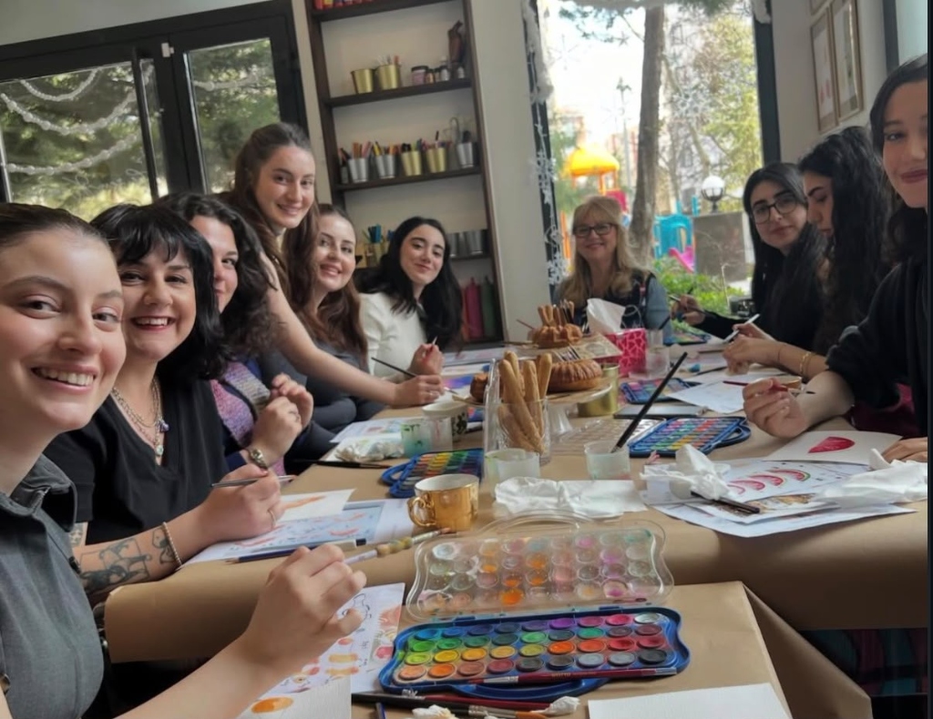Yaratıcı Suluboya ve Resim Atölyesi